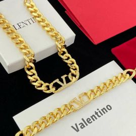 Picture of Valentino Sets _SKUValentinosuits06cly1416181